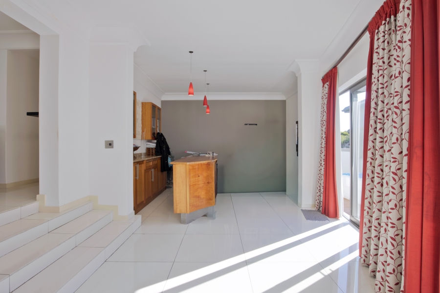 5 Bedroom Property for Sale in Big Bay Western Cape